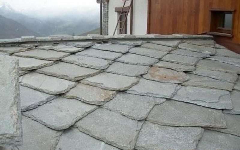 Lose in pietra di Luserna per tetto