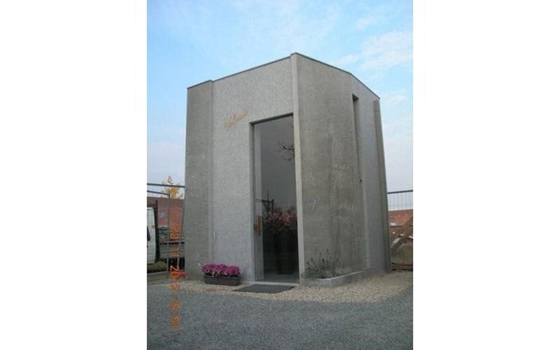 Mausoleo in pietra di Luserna