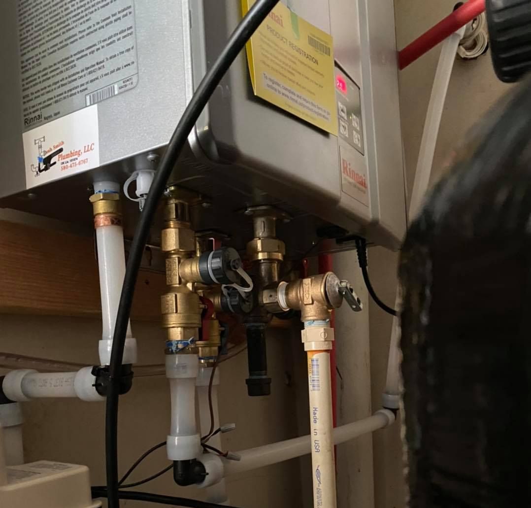 A water heater with a sticker on it that says ' lg ' on it