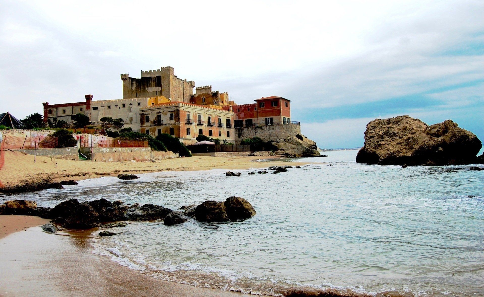 On Montalbano's tracks