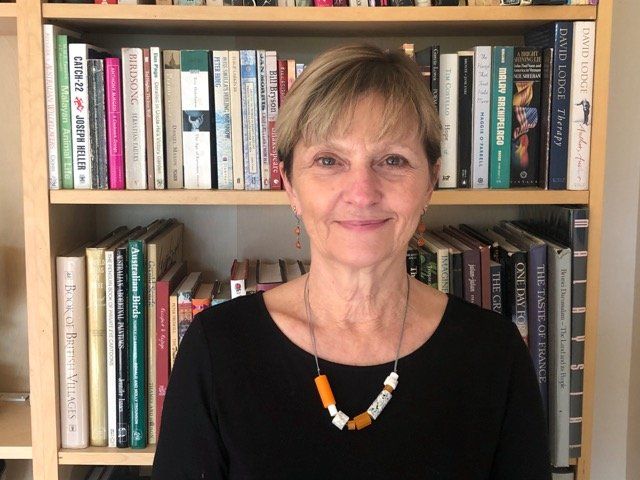 English tutor, Hazel, can help you with spoken English for success in  job interviews and job applications. 