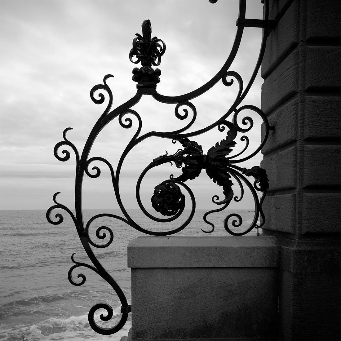 HERRERIA Y ESTRUCTURAS METALICAS CALIMAYA