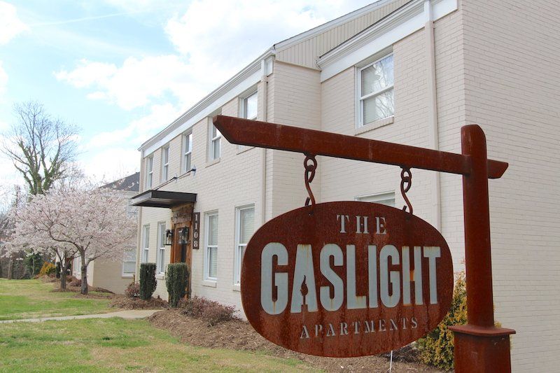 Yellow House Management Apartments