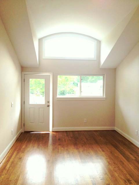 Yellow House Management Apartments