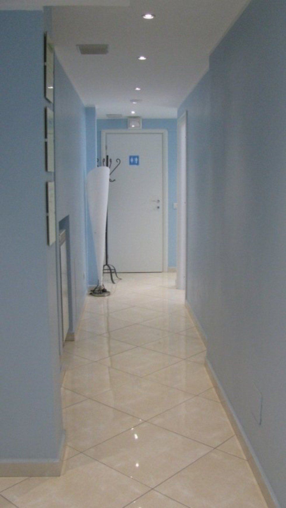 corridoio struttura sanitaria