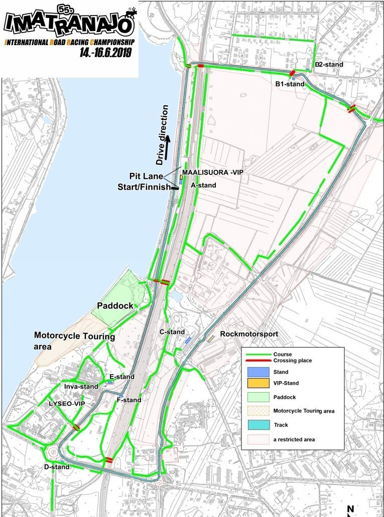 Kaart van een recreatiegebied met groene paden, water en gebouwen, mogelijk om te wandelen of fietsen in een park.