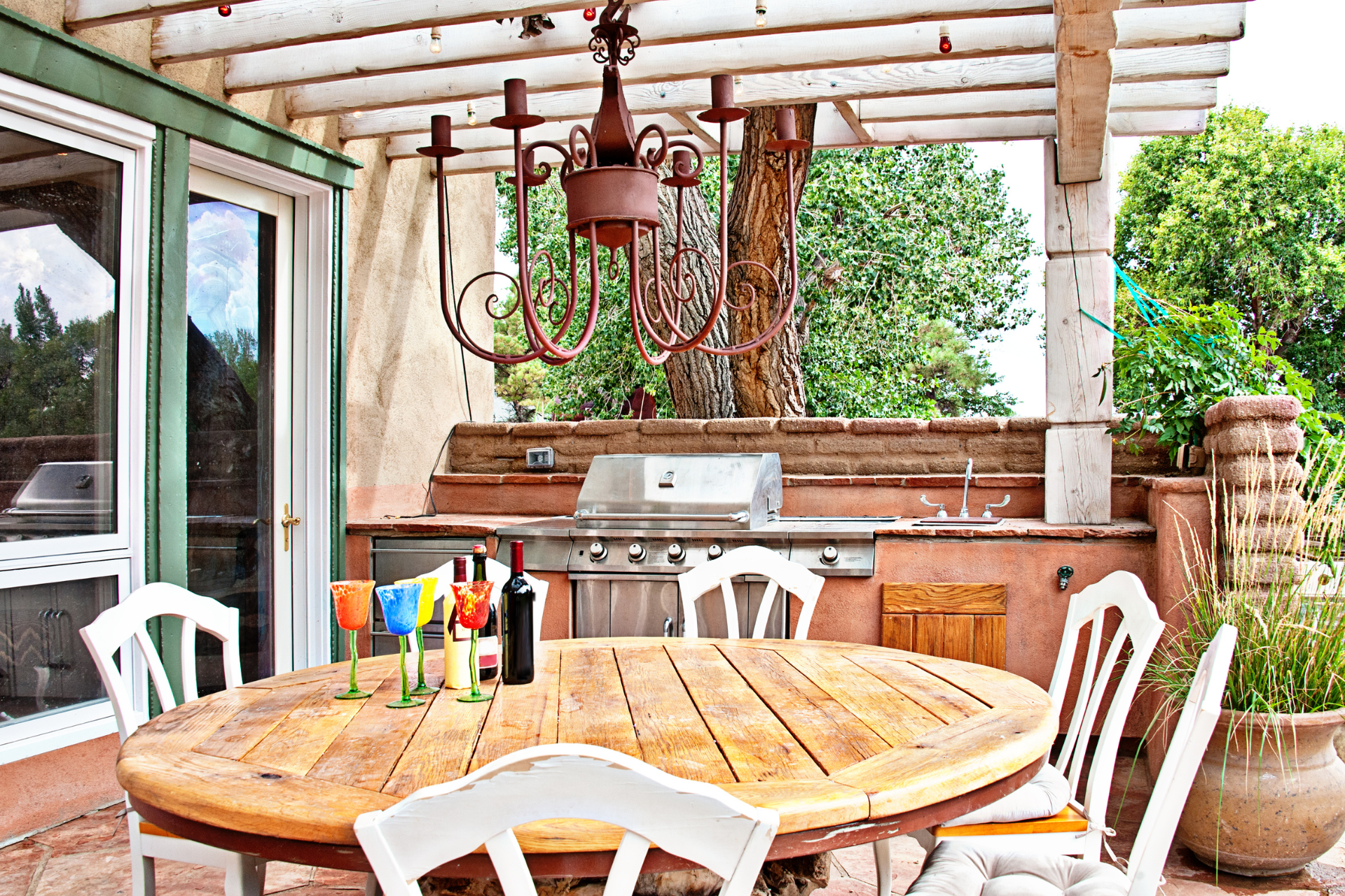 Outdoor Kitchen