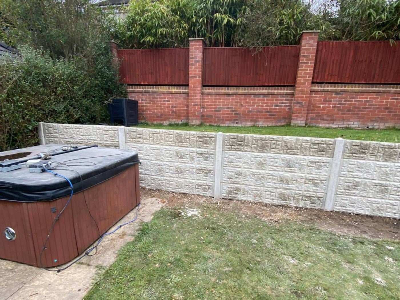 Nottingham Fencing installed concrete panel fence in Ilkeston