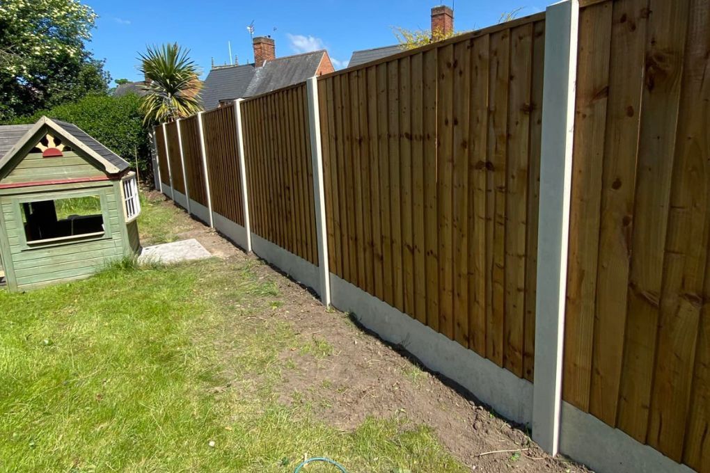 New fence Arnold installed by Nottingham Fencing