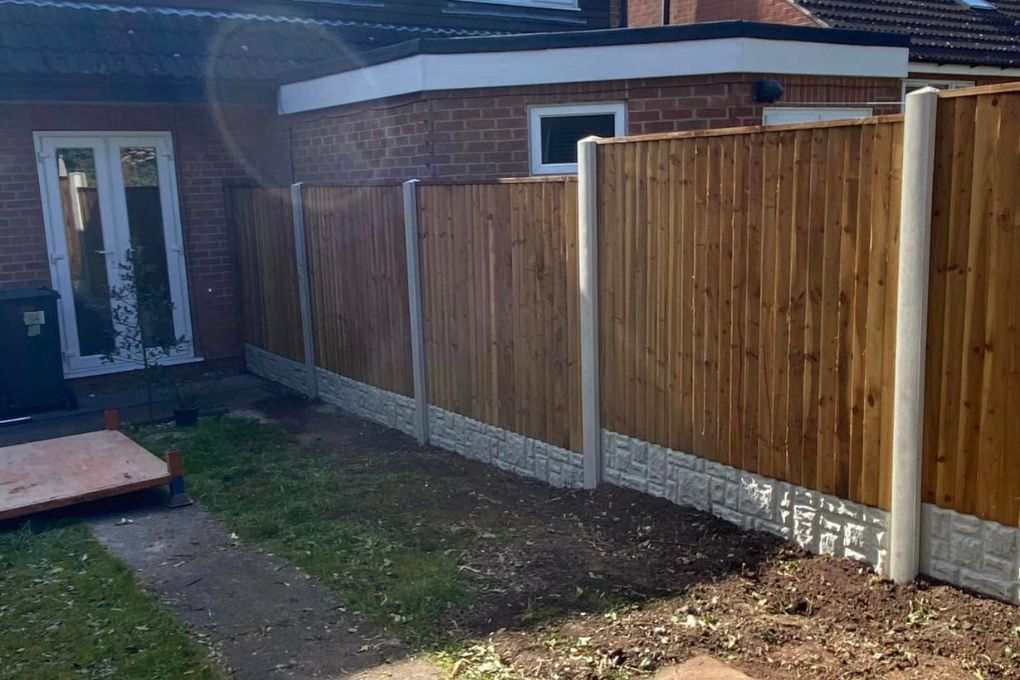 Nottingham Fencing replaced new  wooden panels in Mapperley