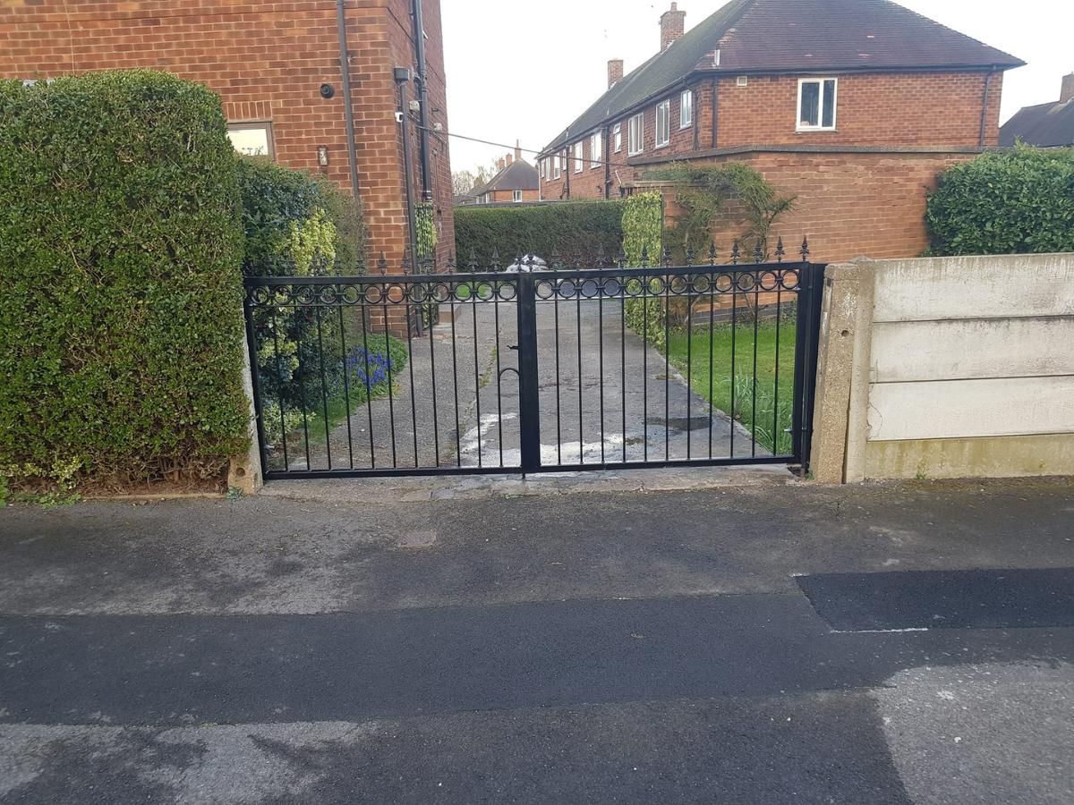 Single Metal driveway gate