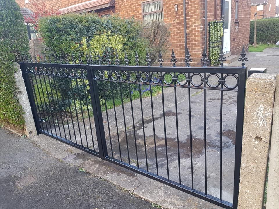 metal driveway gate in Nottingham