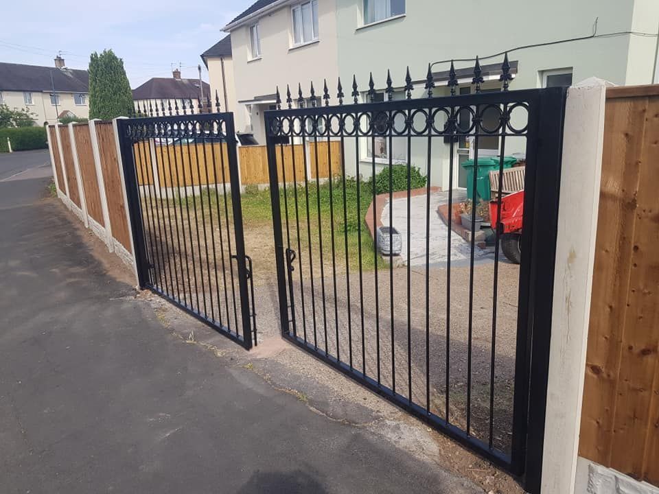 metal driveway gate in Nottingham