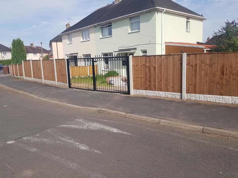 metal driveway gates with pedestrian gate in Nottingham