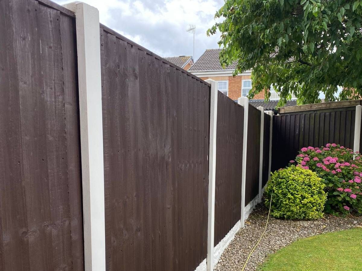 existing wooden fencing in Kirkby in Ashfield