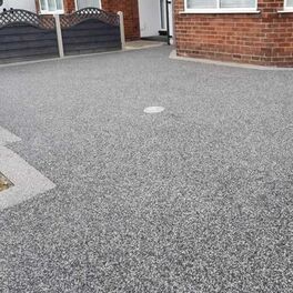 grey resin driveway