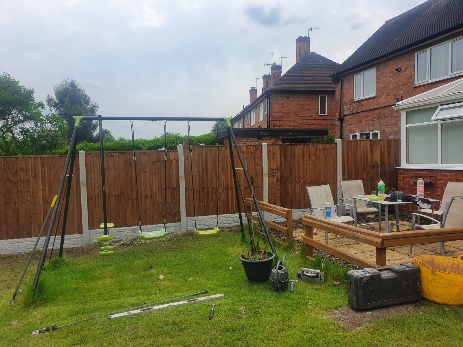new garden fence in Bobbers Mill iftted by Nottingham Fencing