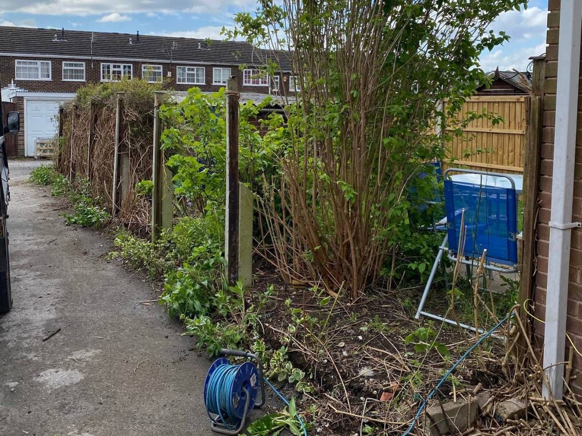 Nottingham Fencing removing old wooden panels and posts in Keyworth in Basford
