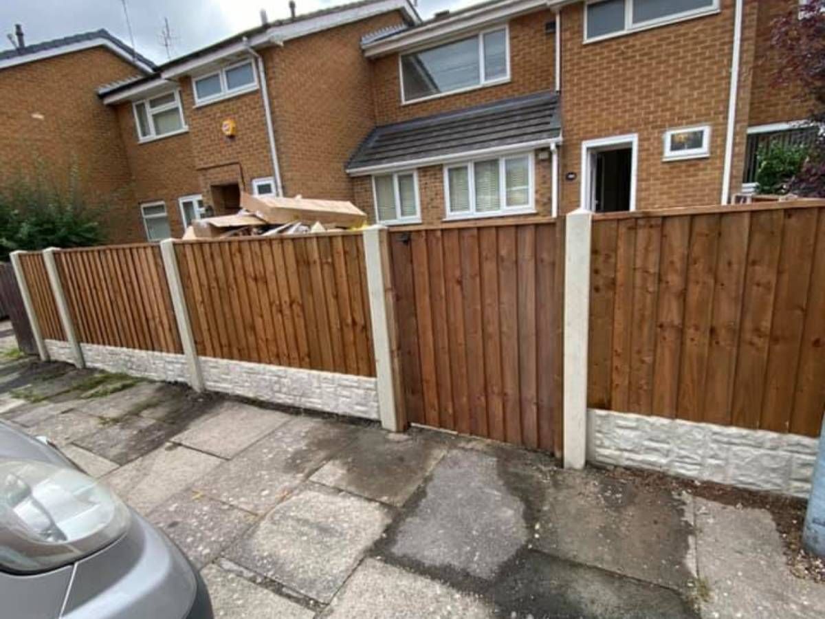 Nottingham Fencing new wooden fence with gate in Wollaton