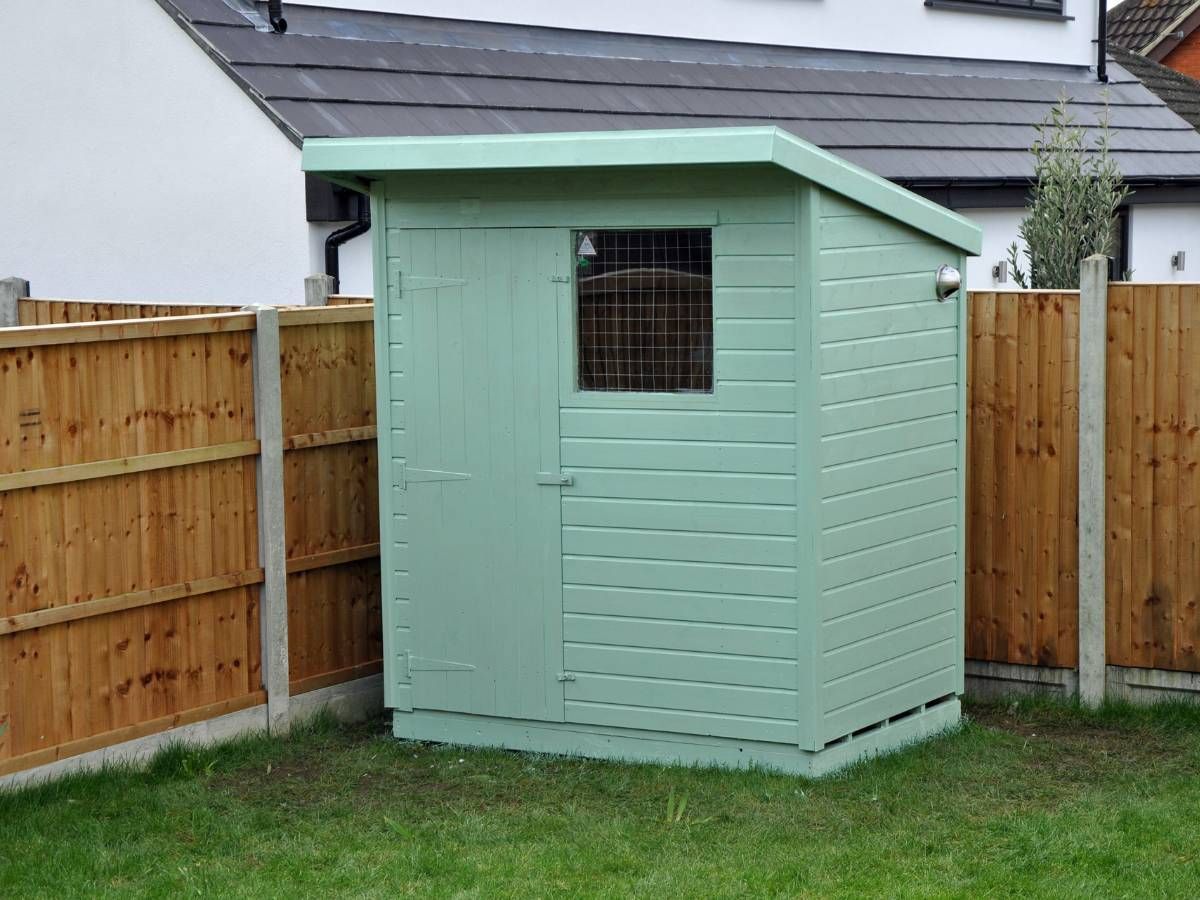 Nottingham Fencing painting finished on a shed in Nottingham