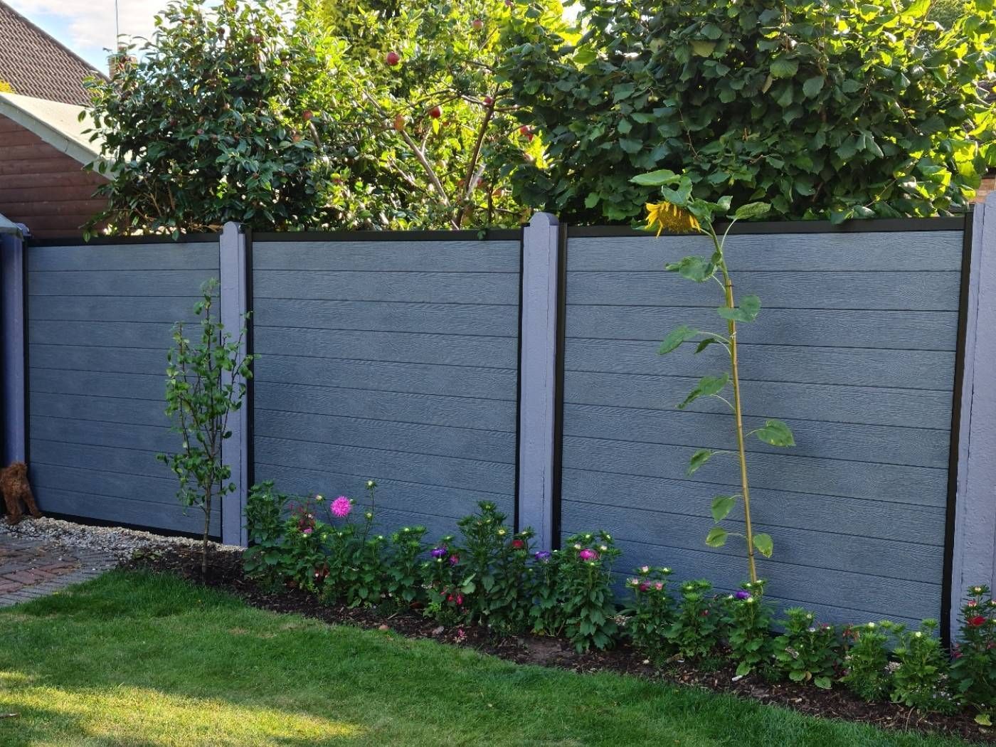 Nottingham Fencing silver grey composite fencing