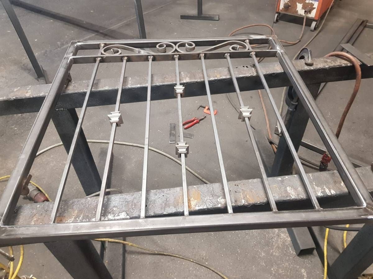 Nottingham Fencing making a wrought iron gate