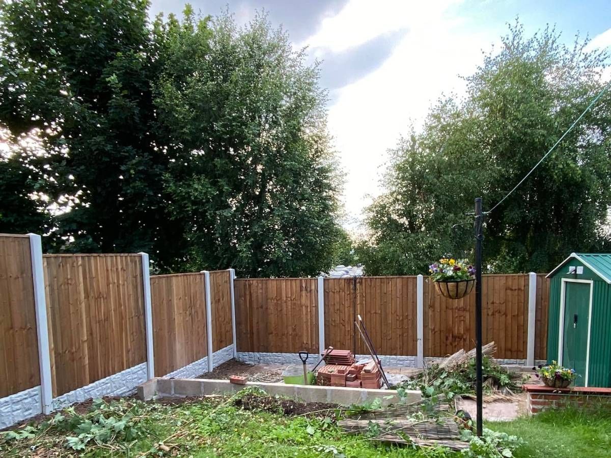 Nottingham Fencing replacement garden fencing in Lenton