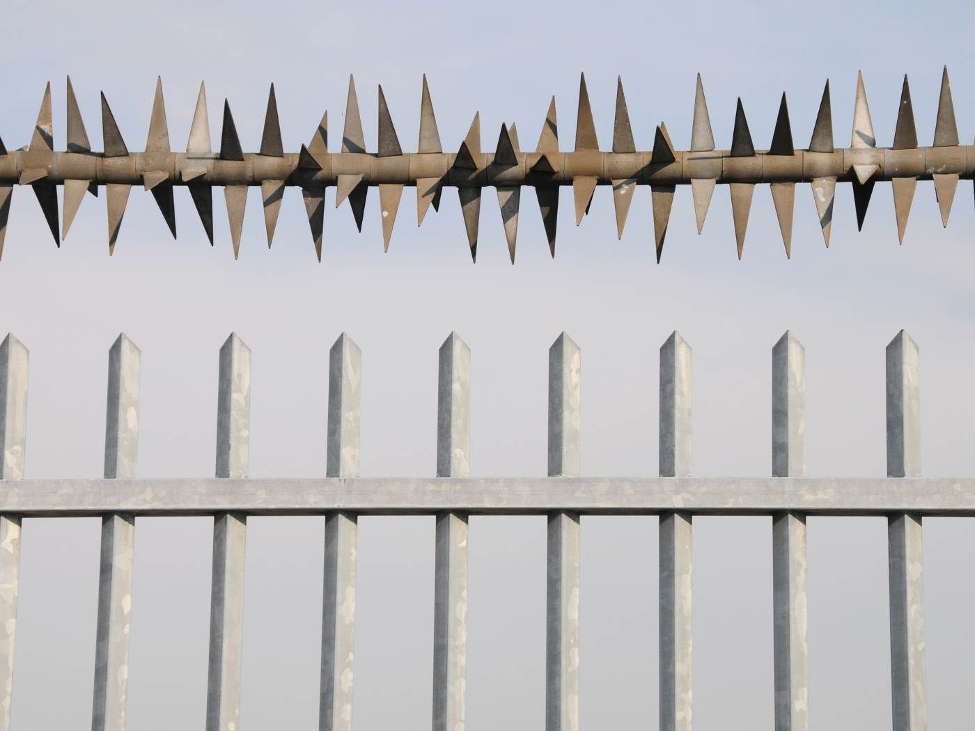 nottingham fencing Security Railings with spike fence topper