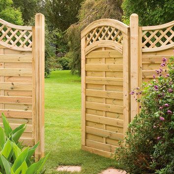 Wooden trellis gate as part of a fence in Nottingham