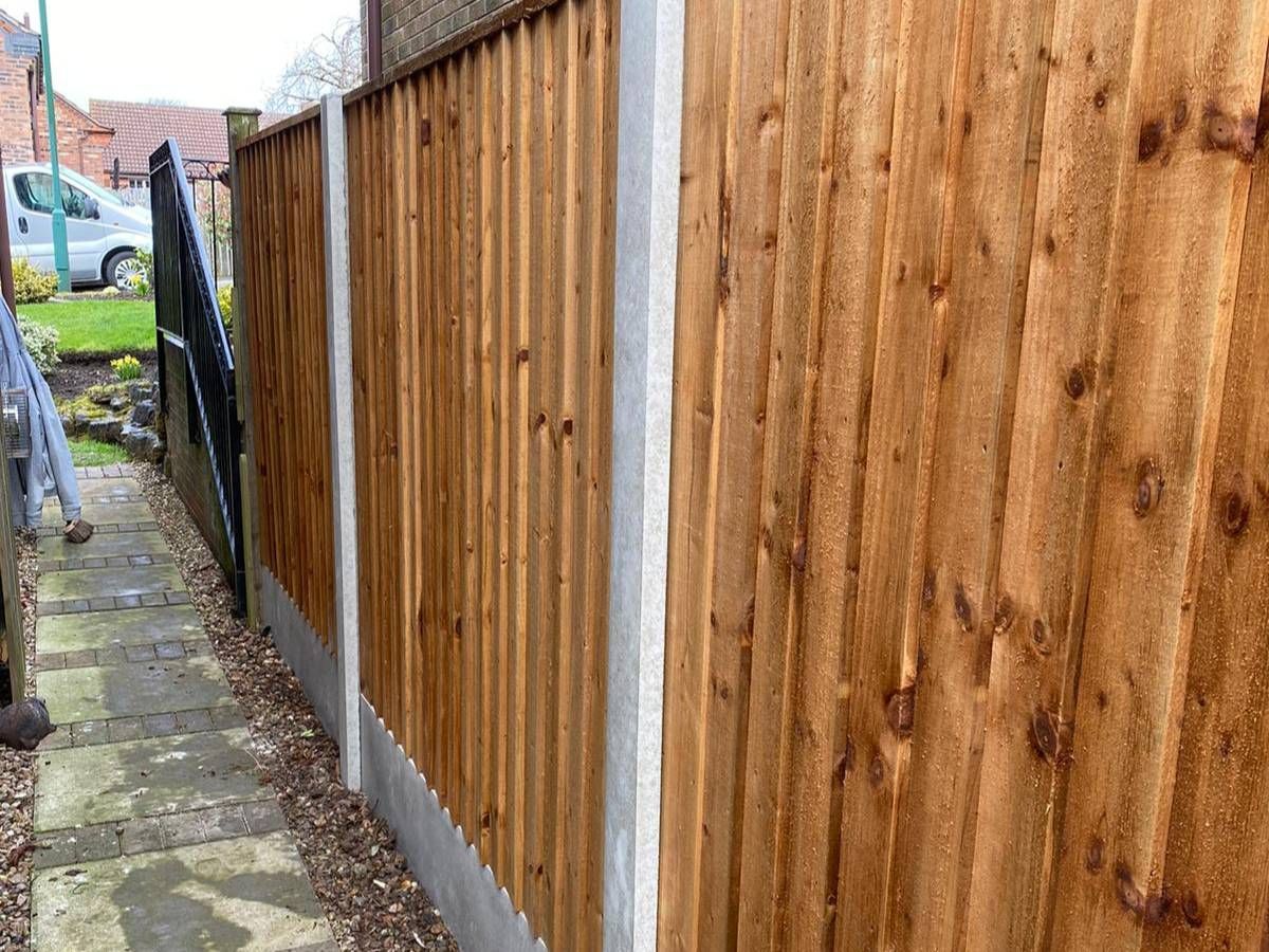 Nottingham Fencing new wooden fence with rock faced gravel boards in Mapperley