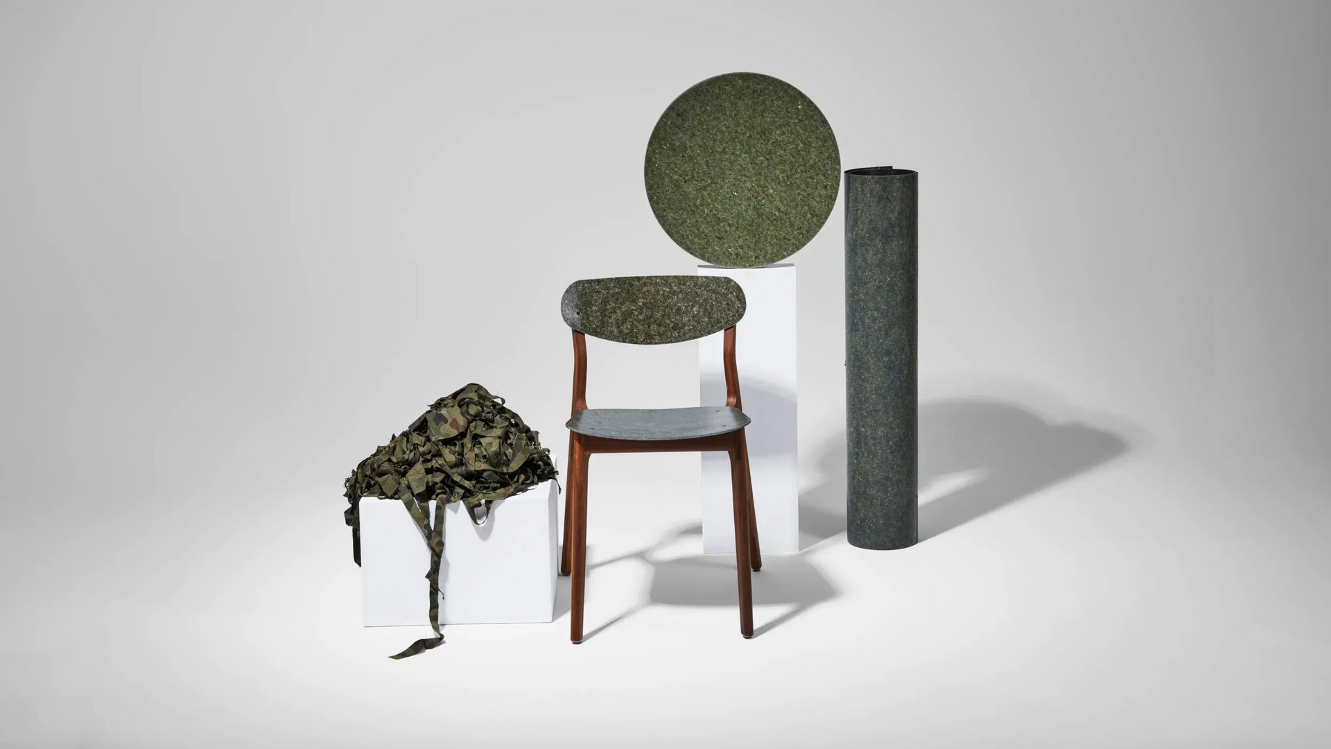 Rezign veneer sheet and Planq chairs