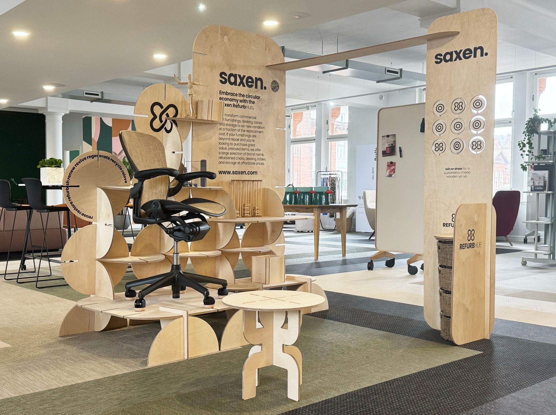 Saxen's birch ply exhibition stand in Glasgow design spce, Il Salotto