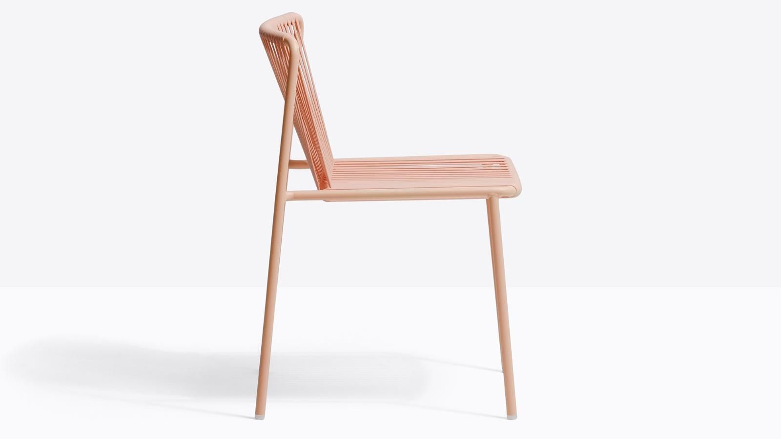 Side view of a peach Tribeca 3660 chair by Pedrali