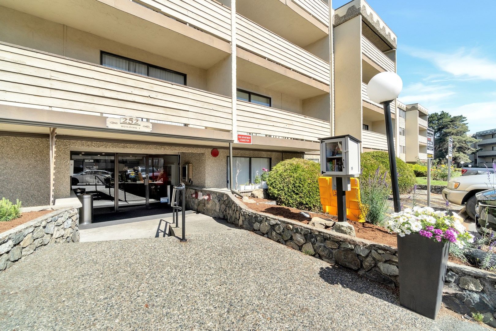 Welcome to Gorge Road East | Apartments for Rent | Victoria