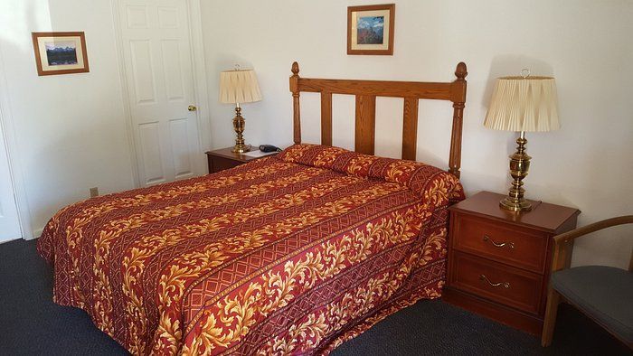 The Burney Motel Rooms