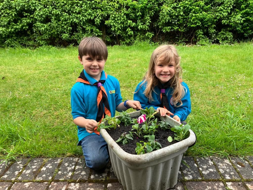 Beavers brighten up Caythorpe Village Hall, thanks to B&Q