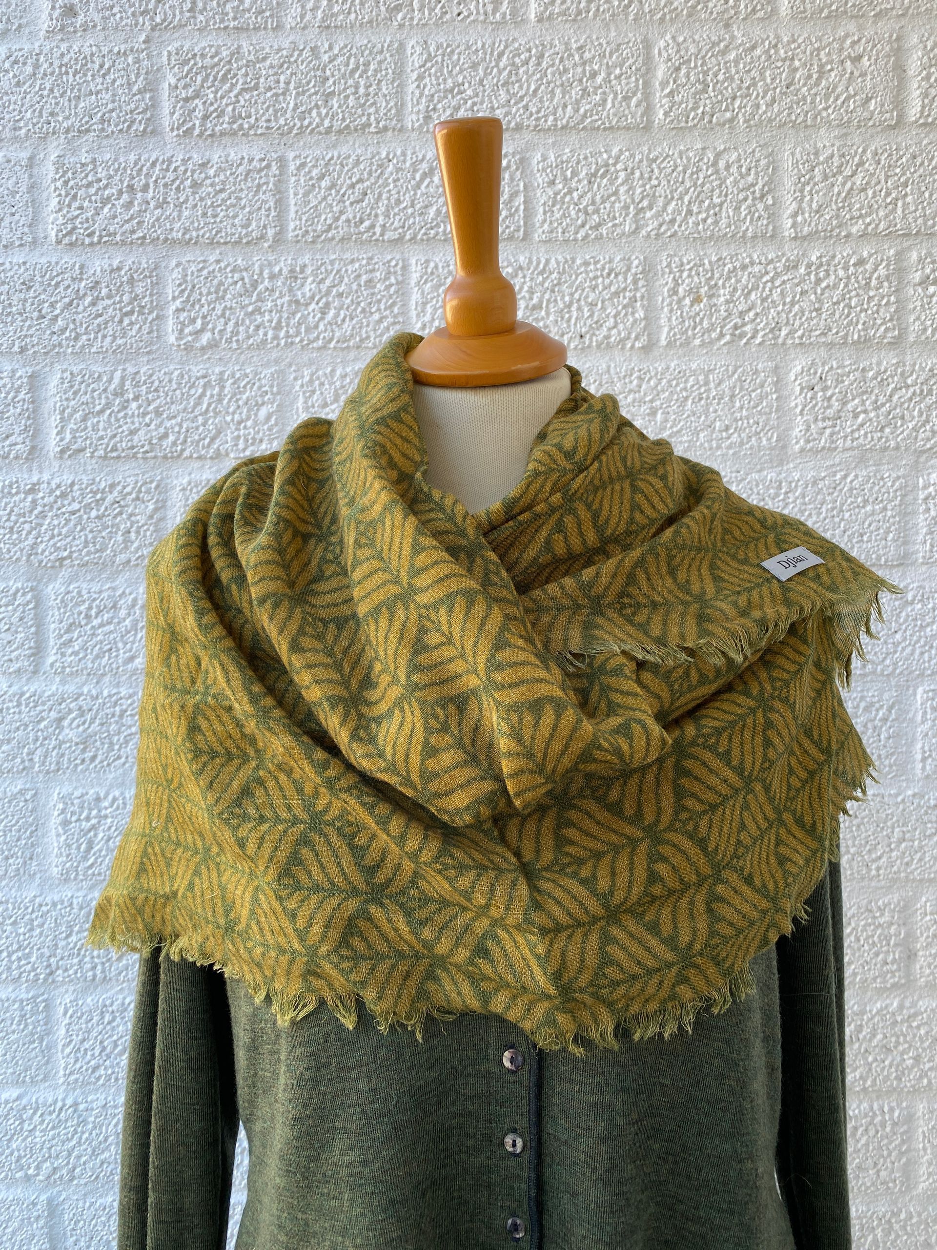 Sjaal Lola- 100% merinowol olijfgroen-oker