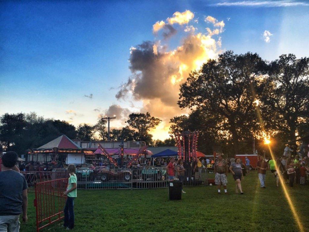 Sheldon Carnival Rides 2-27