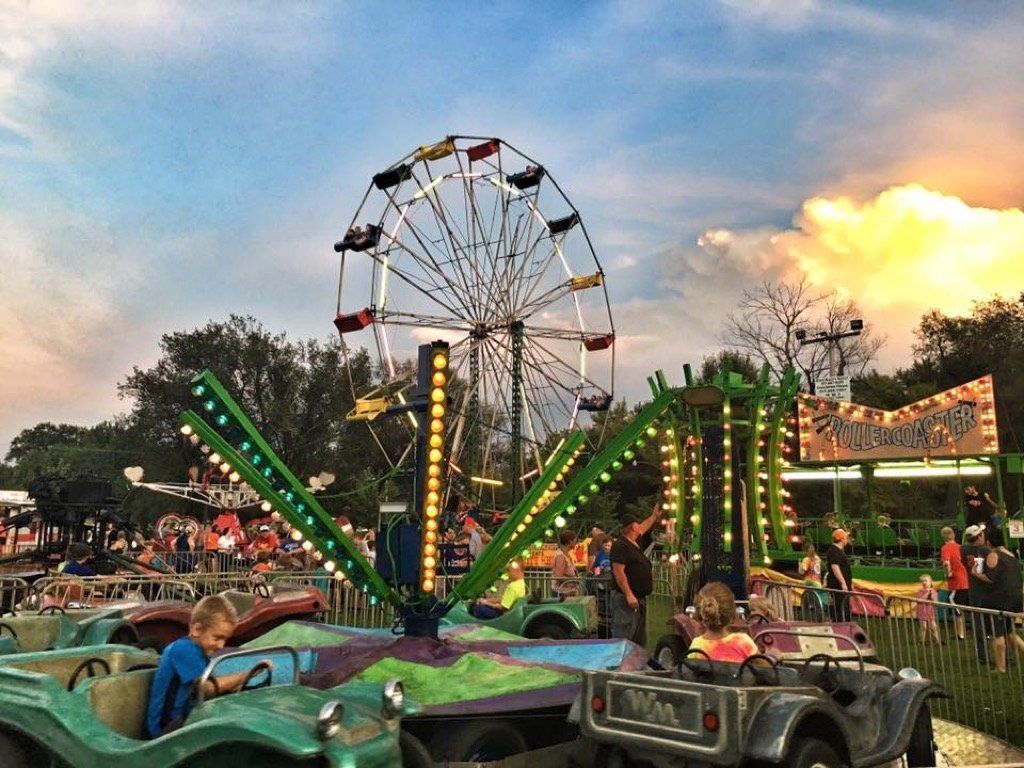 Sheldon Carnival Rides 5-30