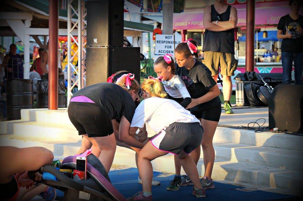 Sheldon Cheerleaders performance 2-34