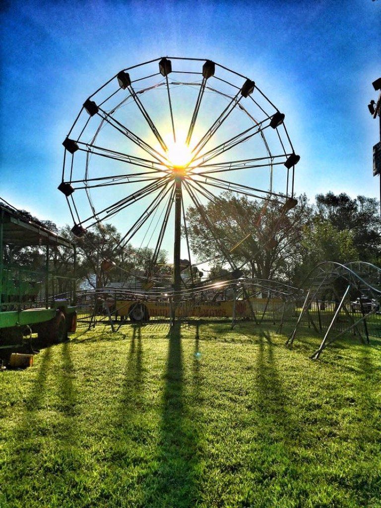 Sheldon Ferris Wheel sun in center-38