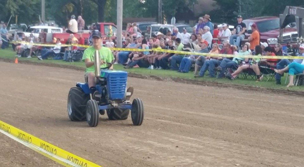 Sheldon Lawn Tractor Pull-42
