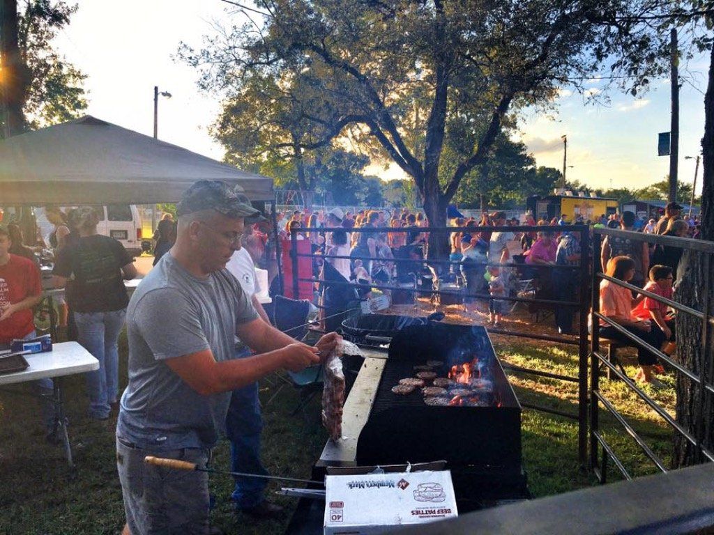 Sheldon Old Settlers Picnic BBQ-44
