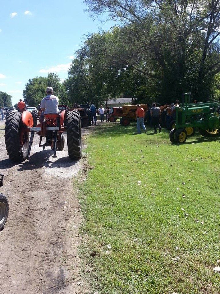 Sheldon Old Tractor Show-48