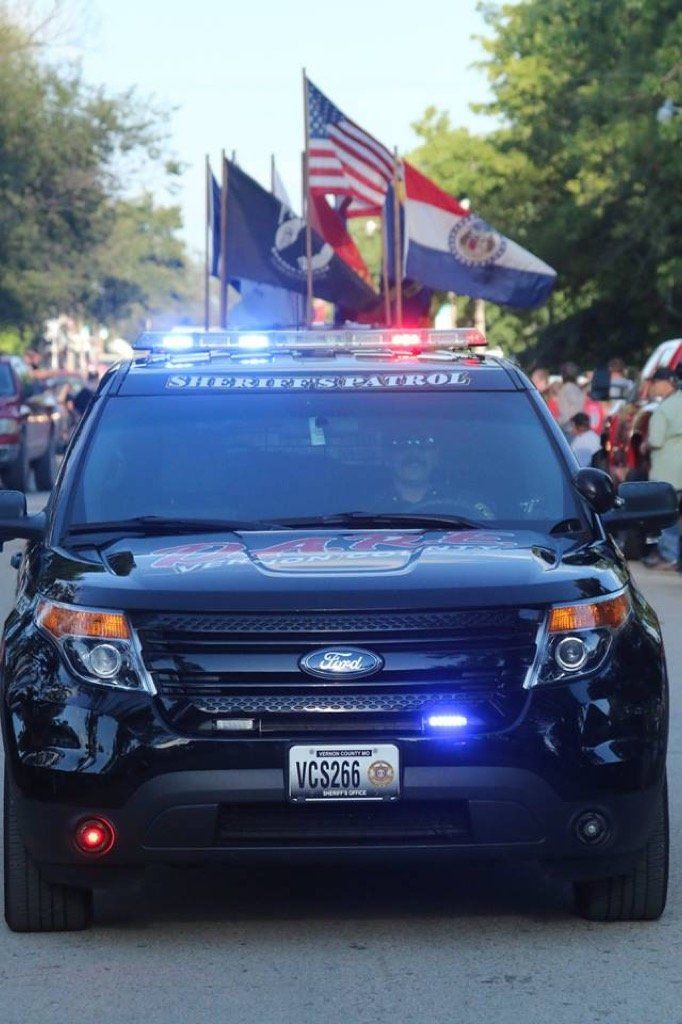 Sheldon Parade 5 sheriff-50