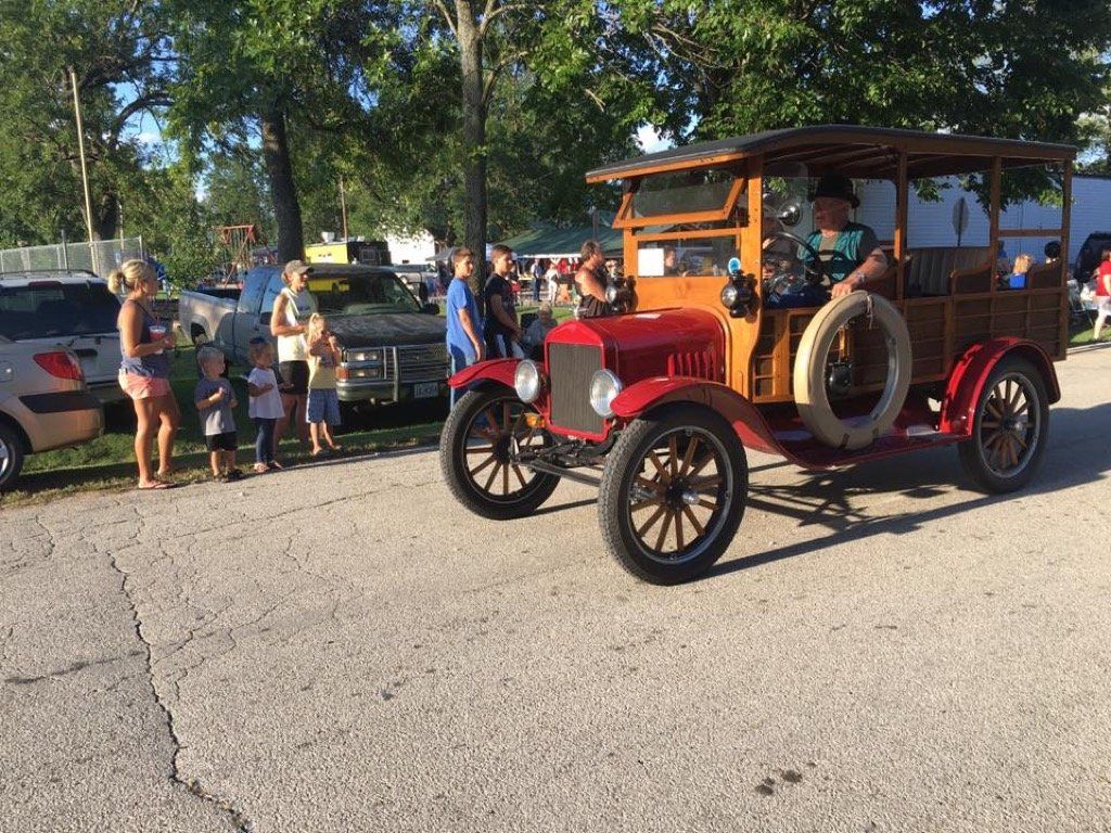 Sheldon Parade 9 old car-54