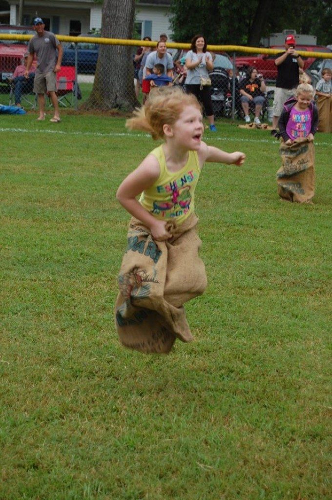 Sheldon Sack Race 5-82