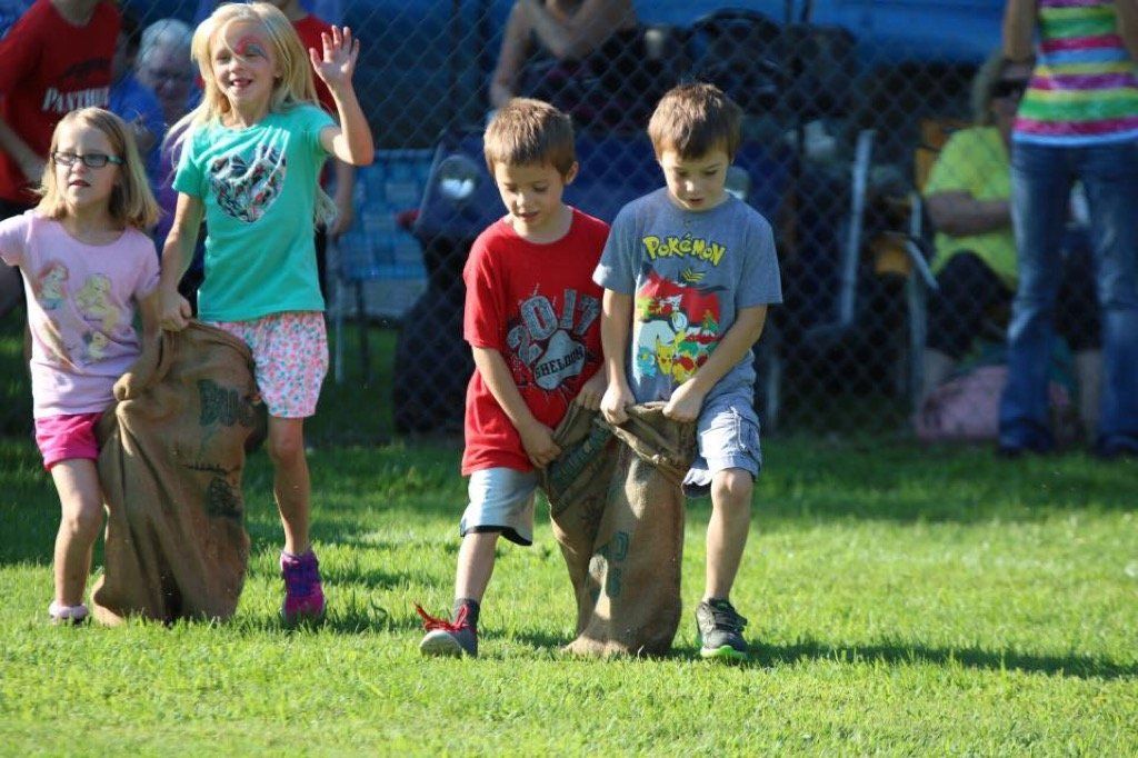 Sheldon Three Legged Race 1-84