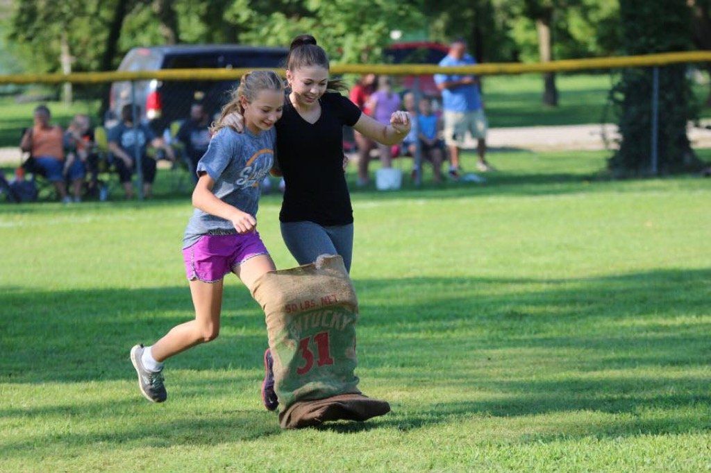 Sheldon Three Legged Race 4-87