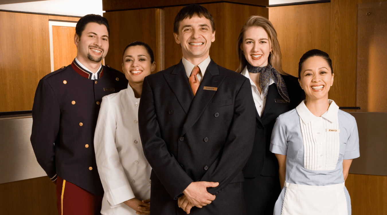 Front desk e backoffice na hotelaria: entenda as diferenças e como otimizar cada área